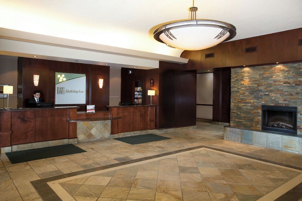 Holiday Inn & Suites WEST EDMONTON by IHG 1