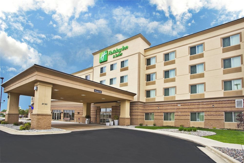 Holiday Inn & Suites GREEN BAY STADIUM by IHG 1