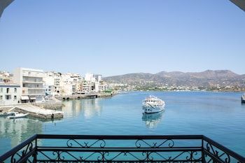 Hotel Port 7- Boutique Collection 2
