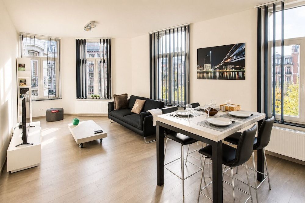 Les Suites de Nanesse 1
