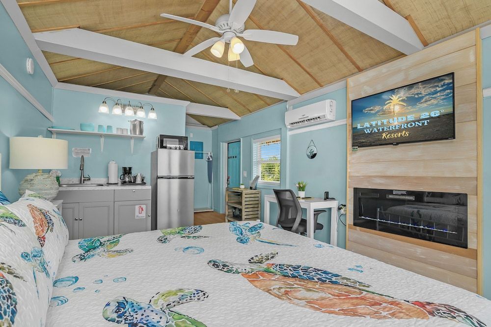 Latitude 26 Waterfront Resort and Marina 2