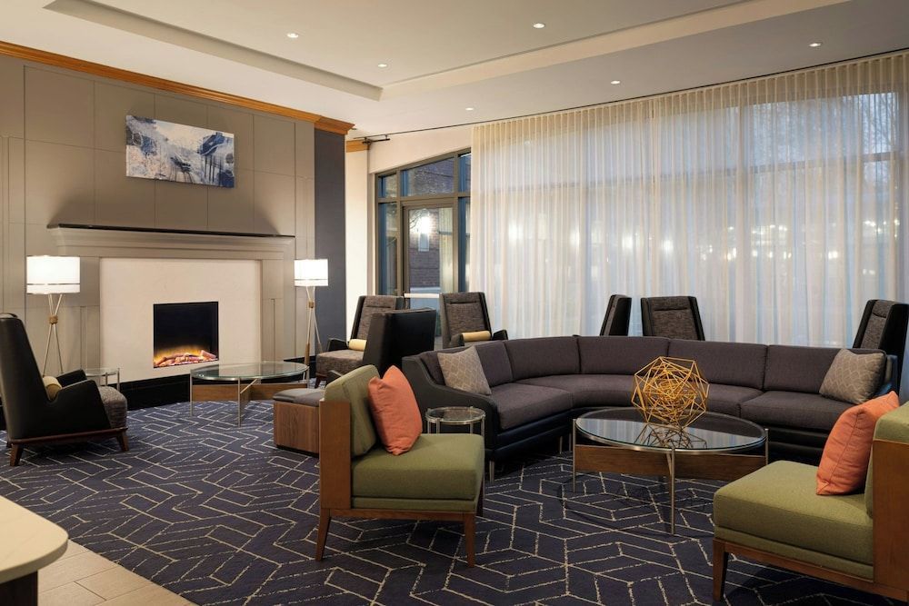Courtyard by Marriott Boston Brookline 2