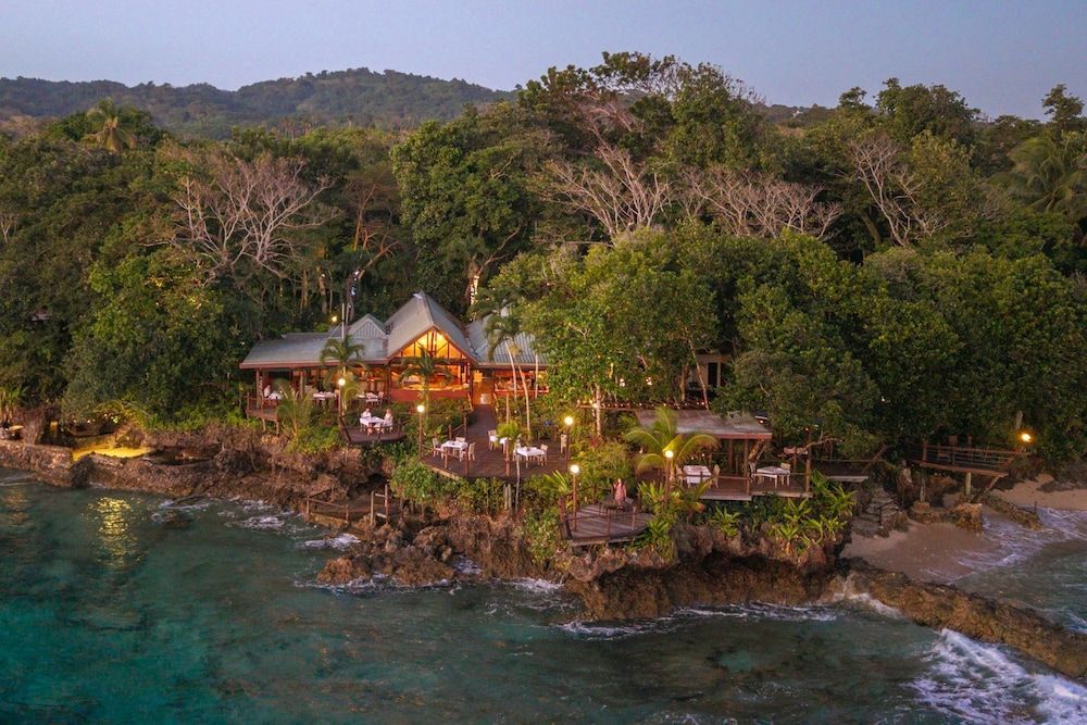 Savasi Island Resort 1