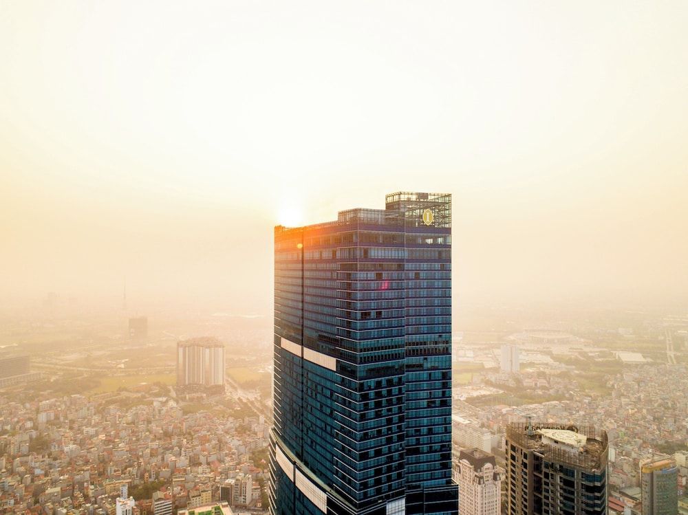 InterContinental Hotels HANOI LANDMARK72 by IHG 1