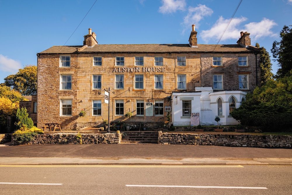 Alston House Hotel 1