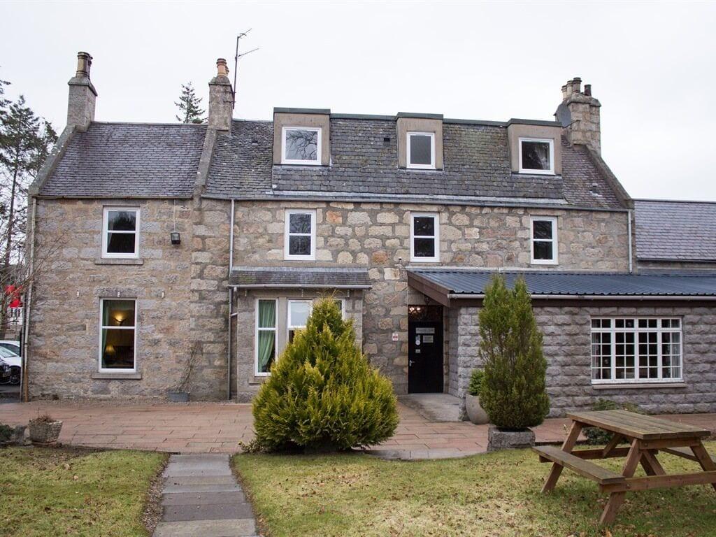 Bennachie Lodge Hotel in Kemnay 2