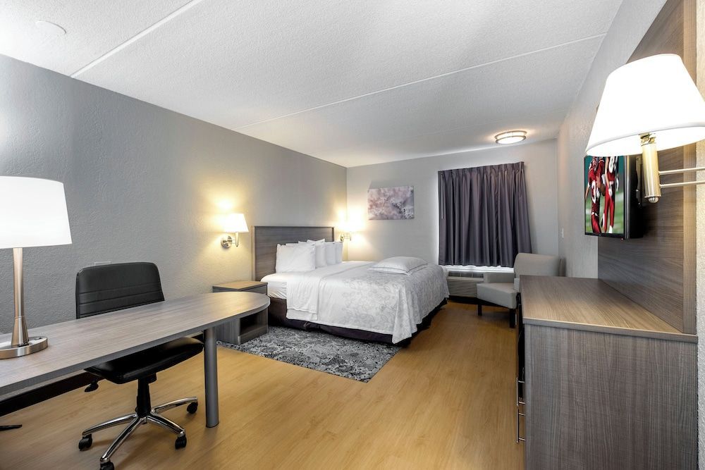 Red Roof Inn PLUS Boston - Mansfield - Foxboro 1
