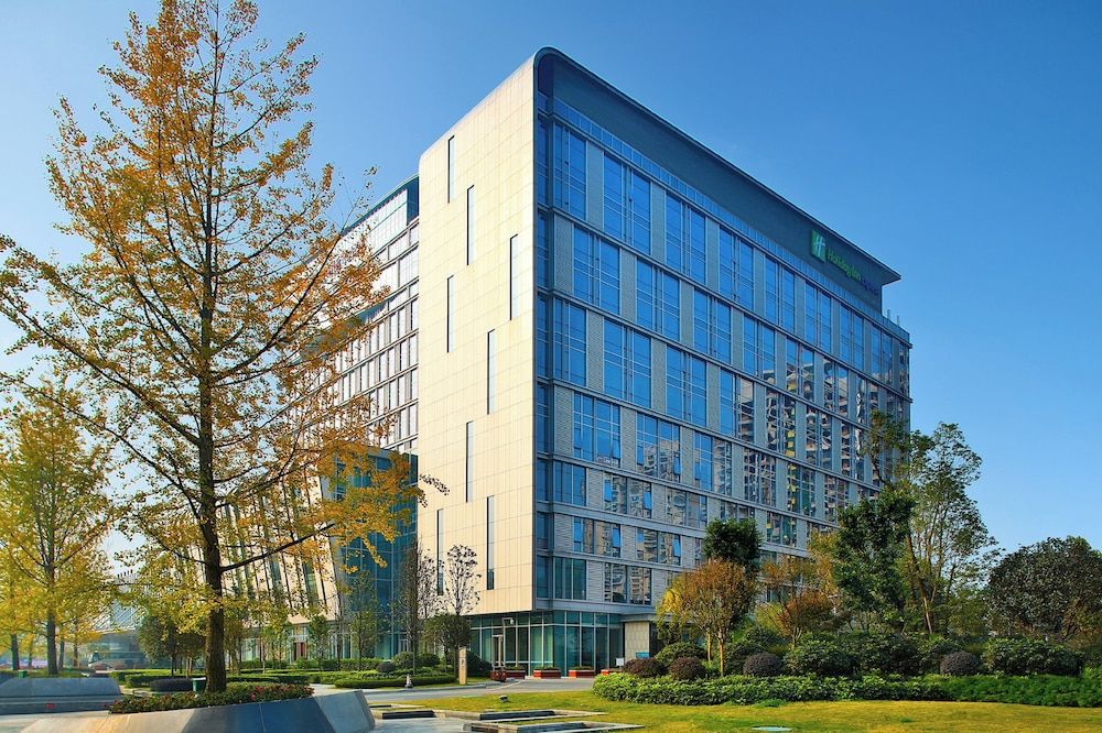 Holiday Inn Express Chengdu Wenjiang Hotspring by IHG 1