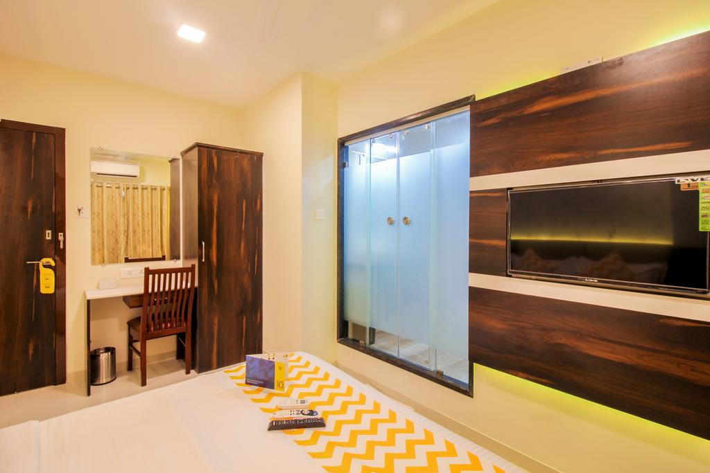 Hotel Embassy Park - BKC Mumbai 1