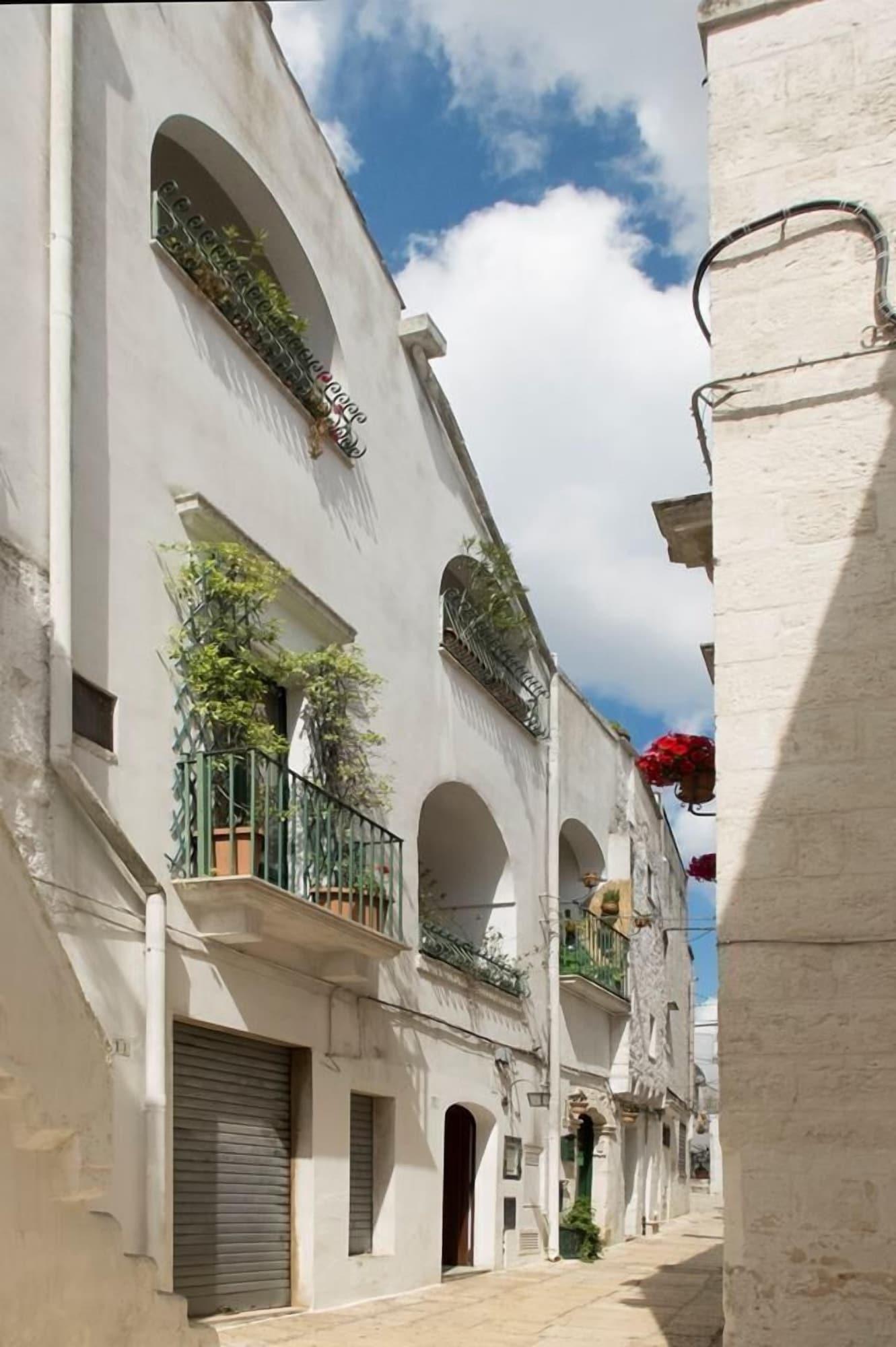 Palazzo Margherita 1