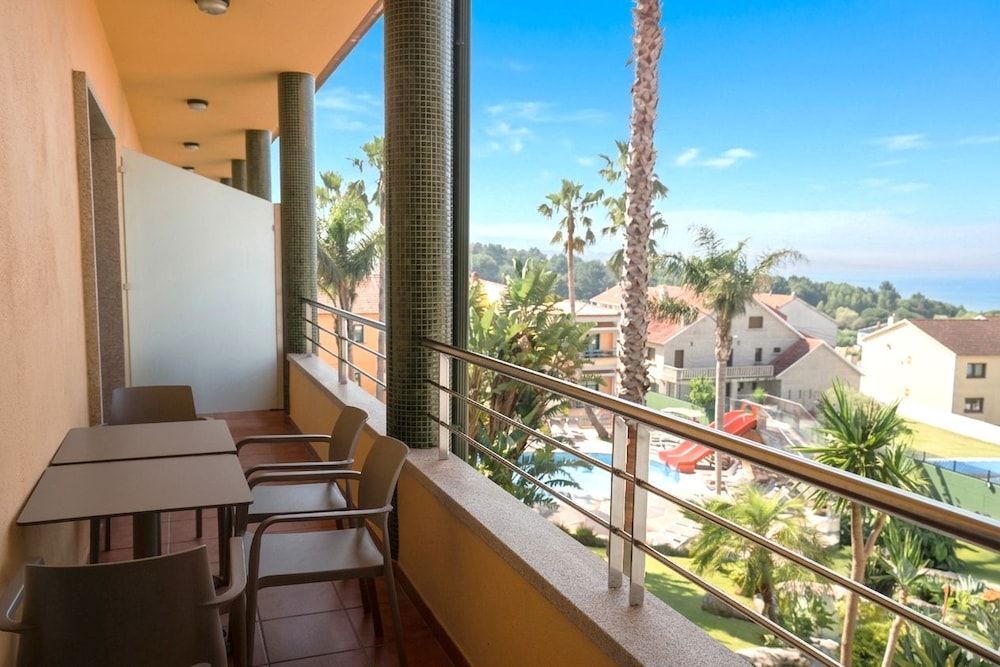 Apartamentos Atlántico Resort 1