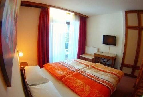 Hotel Canin 2