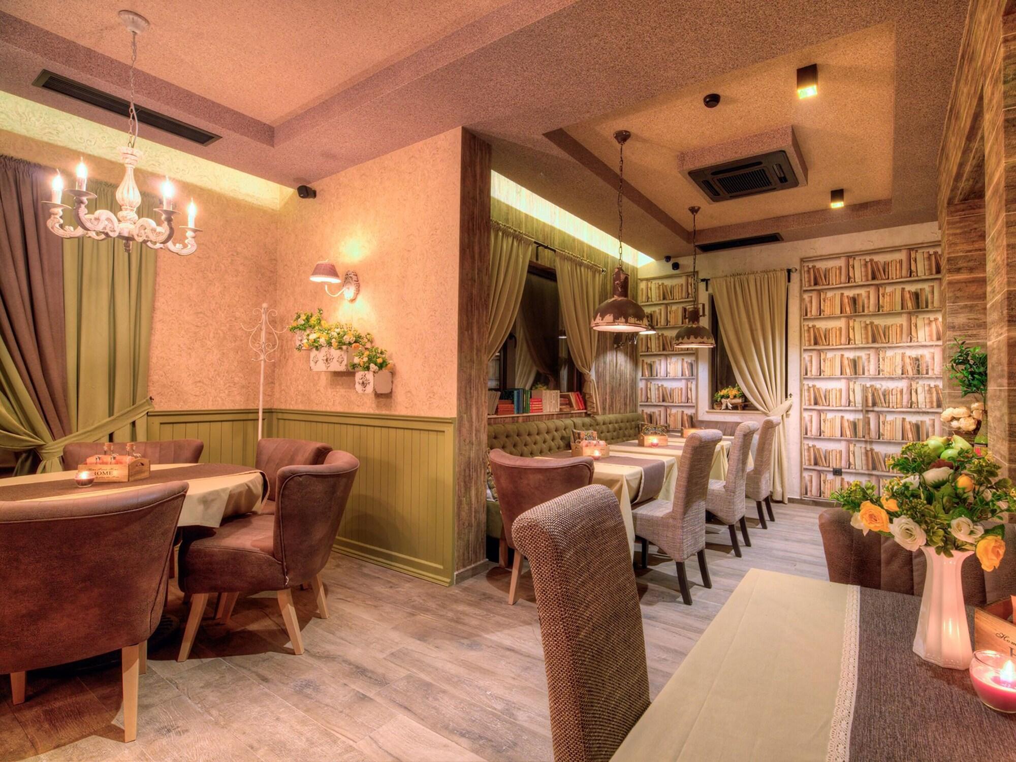 Family Hotel Agoncev 1