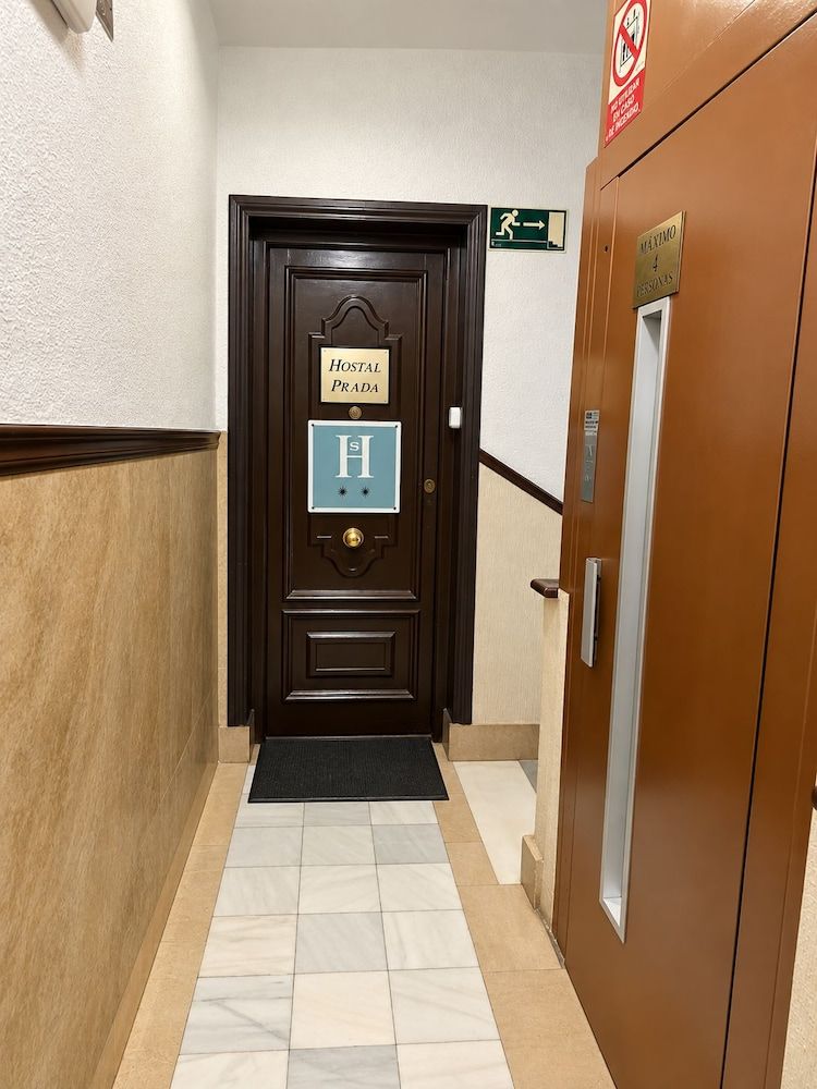 Hostal Prada 2