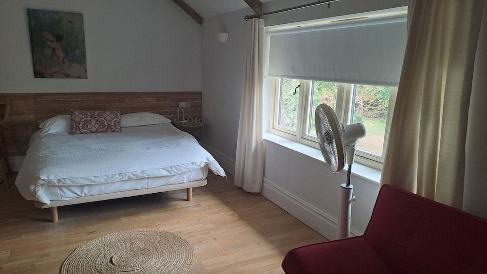 The Kingsley at Eversley 1