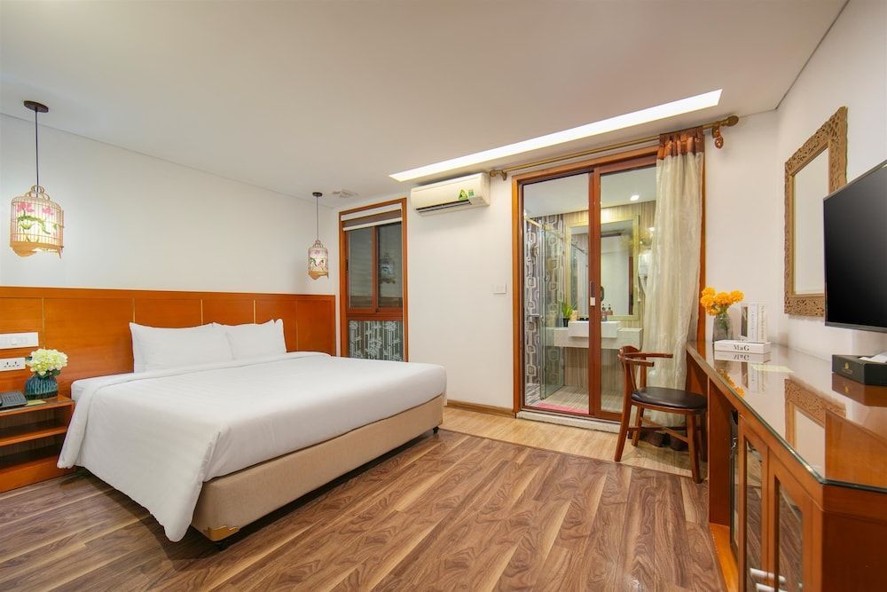 Hanoi Golden Holiday Hotel 1