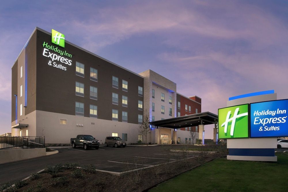 Holiday Inn Express & Suites SAN ANTONIO NORTH - WINDCREST by IHG 1
