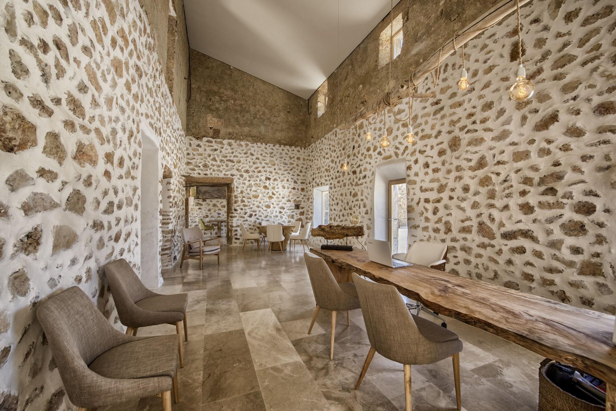 Es Lligats Agroturismo - Adults Only 2