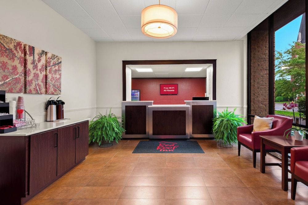Red Roof Inn Norwich 2