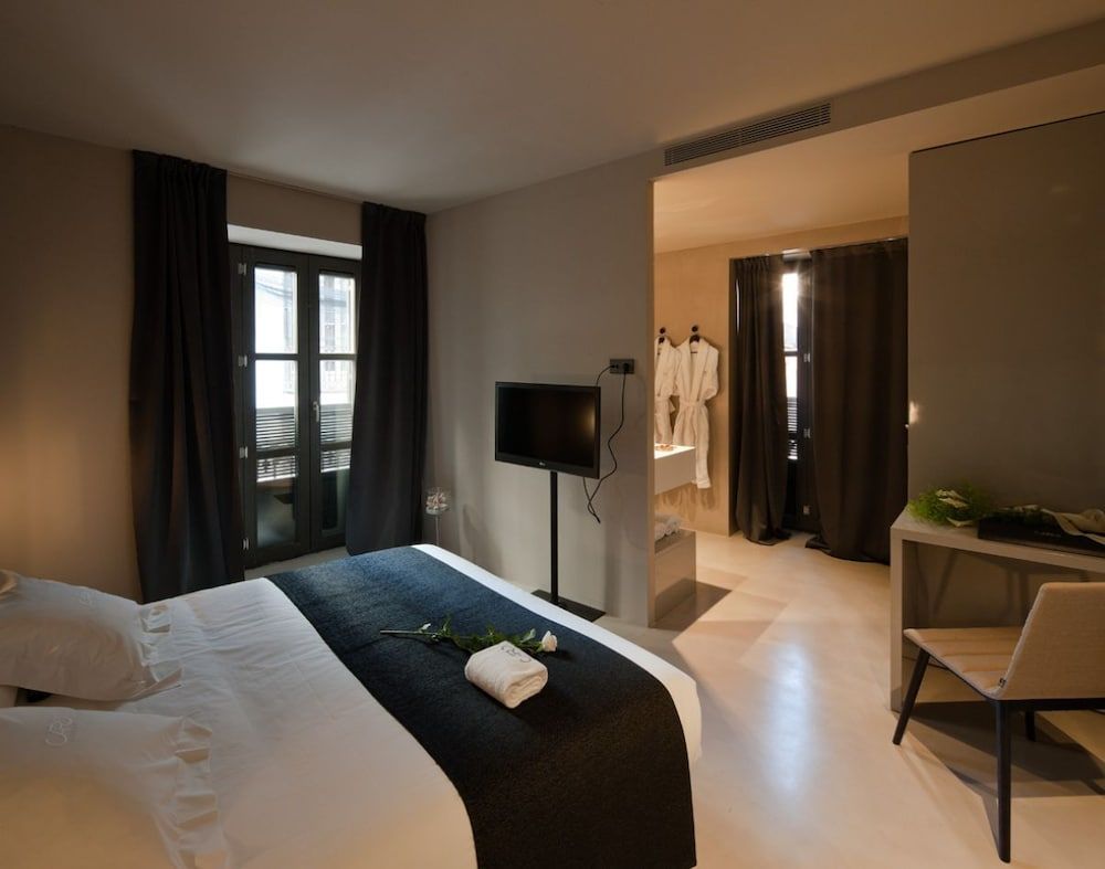 Caro Hotel 1