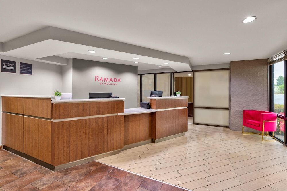 Ramada by Wyndham Tulsa Broken Arrow 2