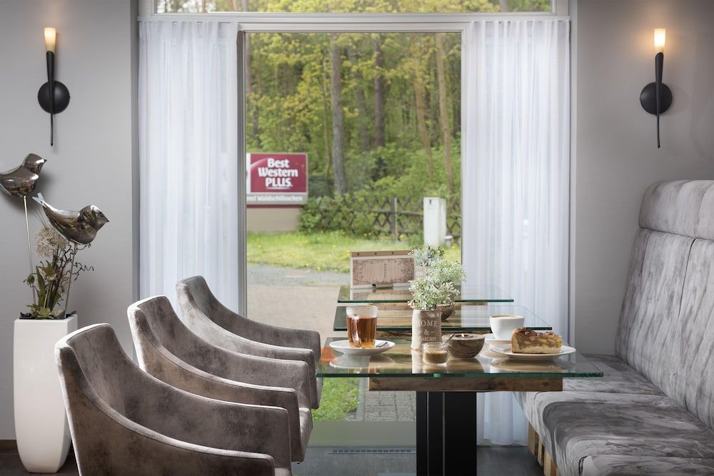 Best Western Plus Ostseehotel Waldschloesschen 1