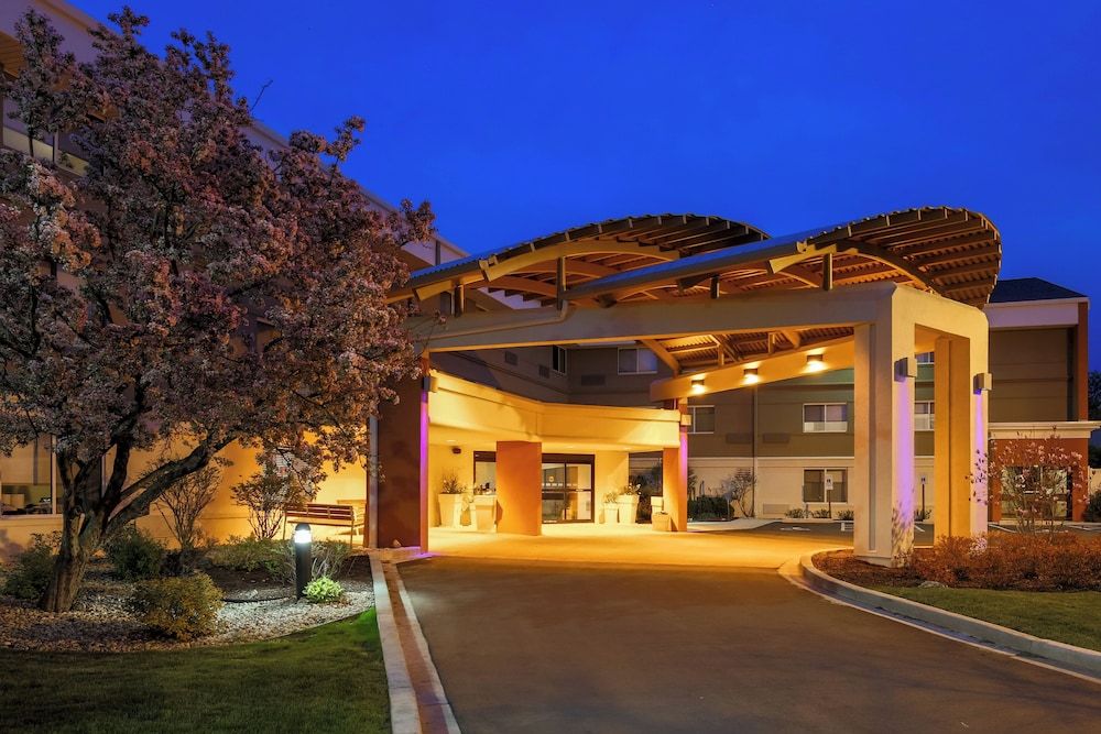 Holiday Inn Express MILWAUKEE-WEST MEDICAL CENTER by IHG 1