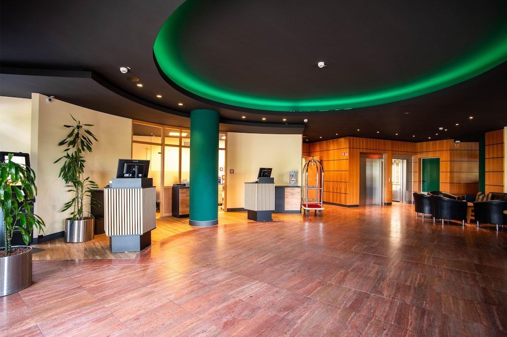 Best Western Premier Airporthotel Berlin 2