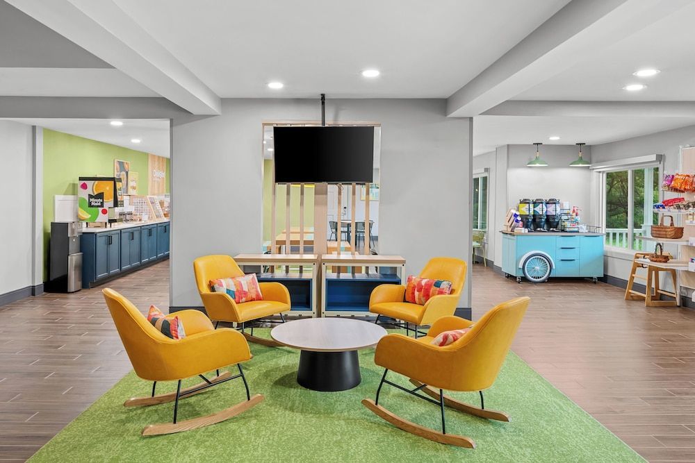 Spark by Hilton Brunswick 2