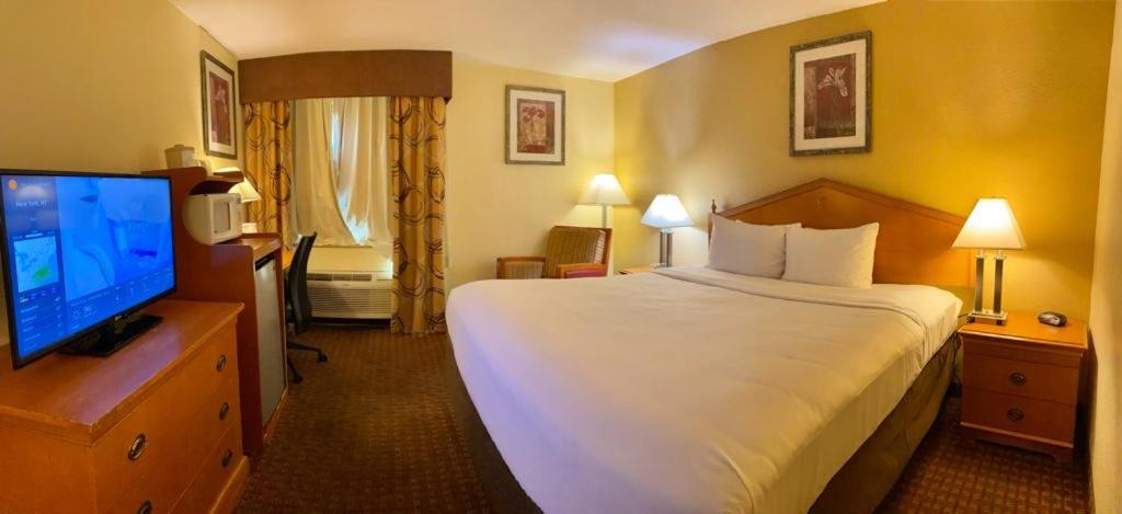 Ocotillo Inn 2
