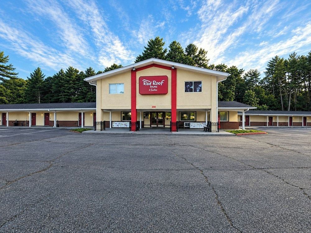 Red Roof Inn Sutton 1