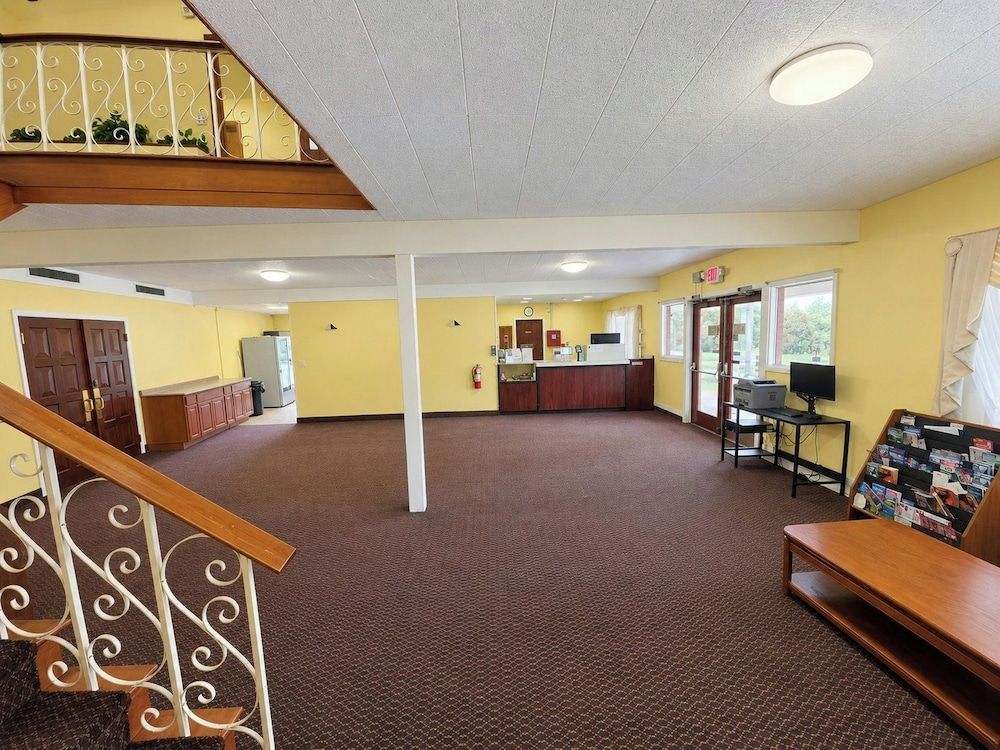 Red Roof Inn Sutton 2