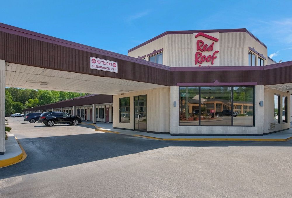 Red Roof Inn Dillon, SC 1