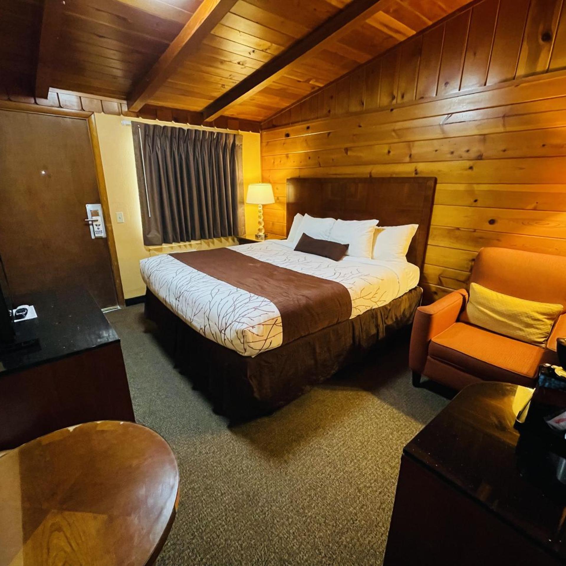 Apple Inn Motel 1