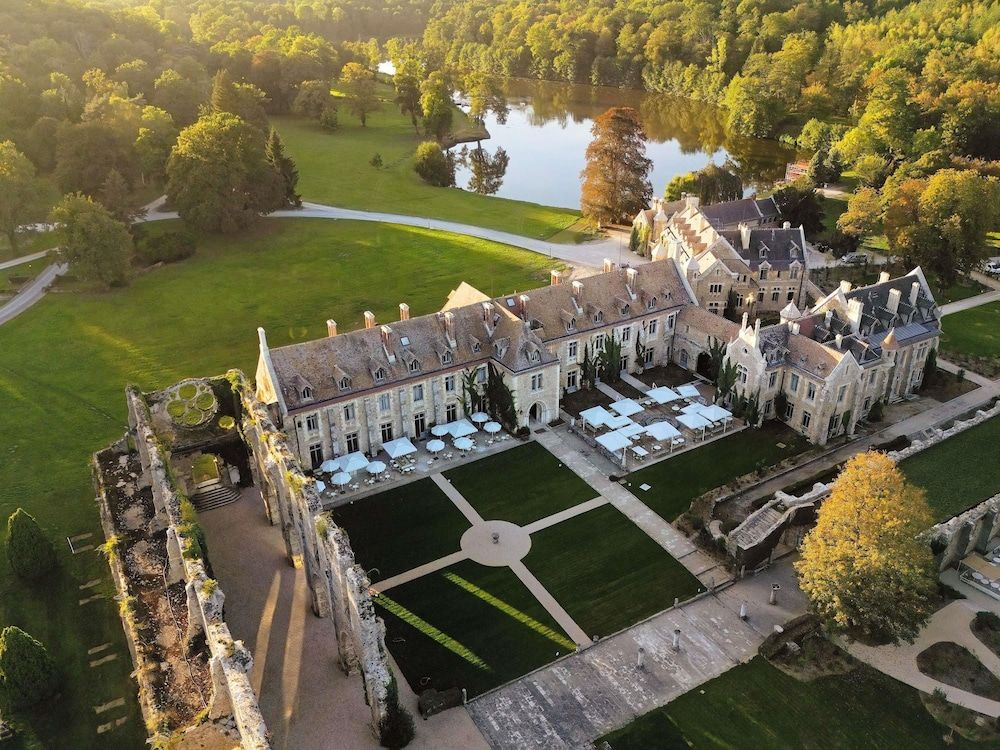 Abbaye Des Vaux-De-Cernay 1