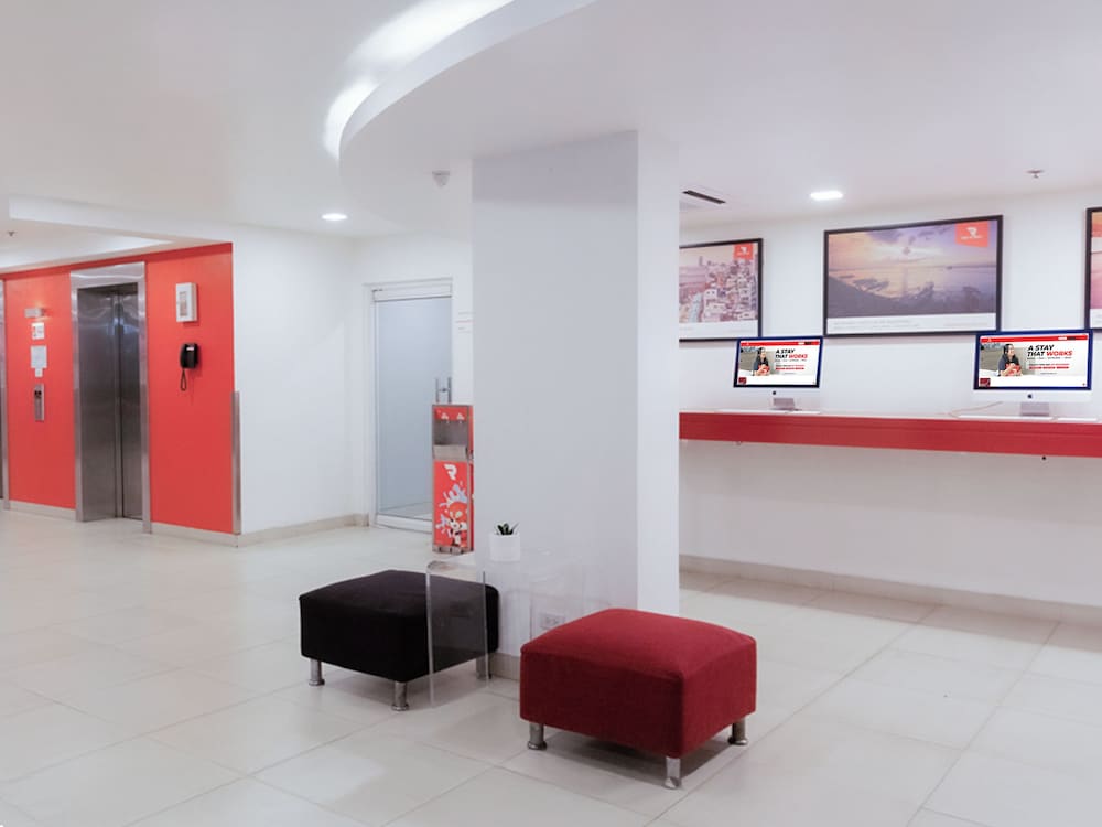 Red Planet Clark Angeles City 2
