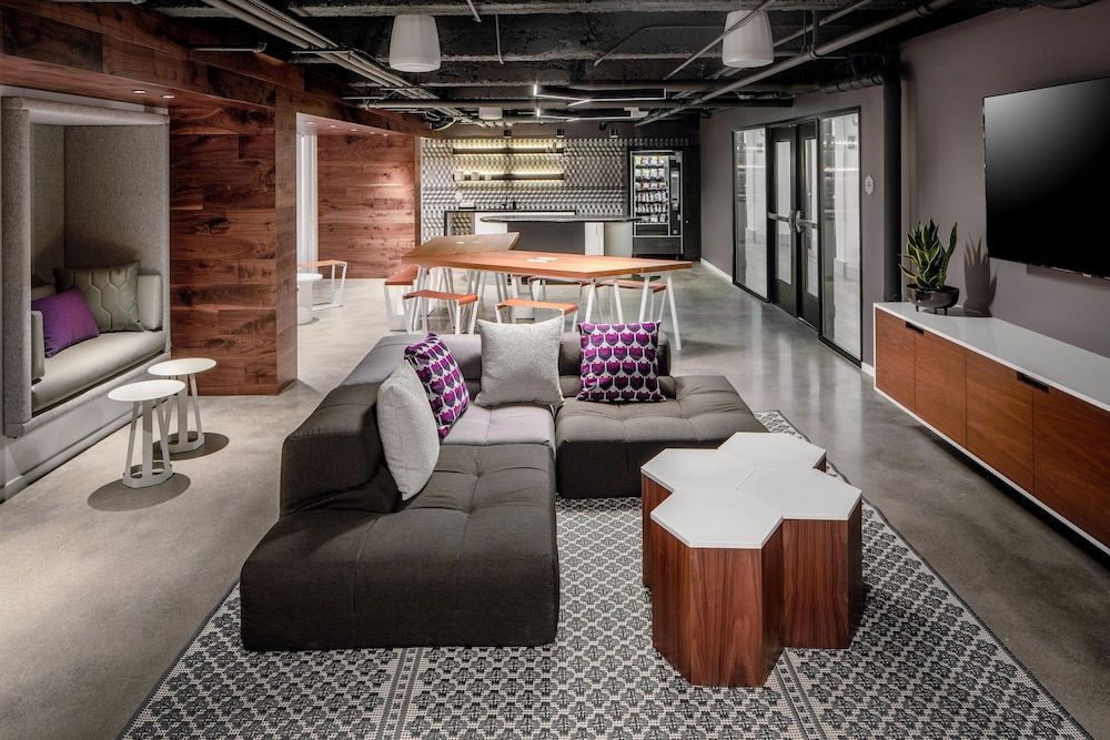 YOTEL San Francisco, Select by Hilton 1