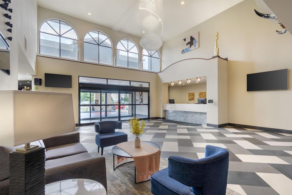 Best Western Plus McKinney Inn and Suites 2