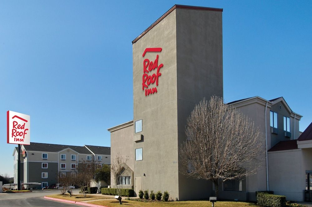 Red Roof Inn Austin - Round Rock 1