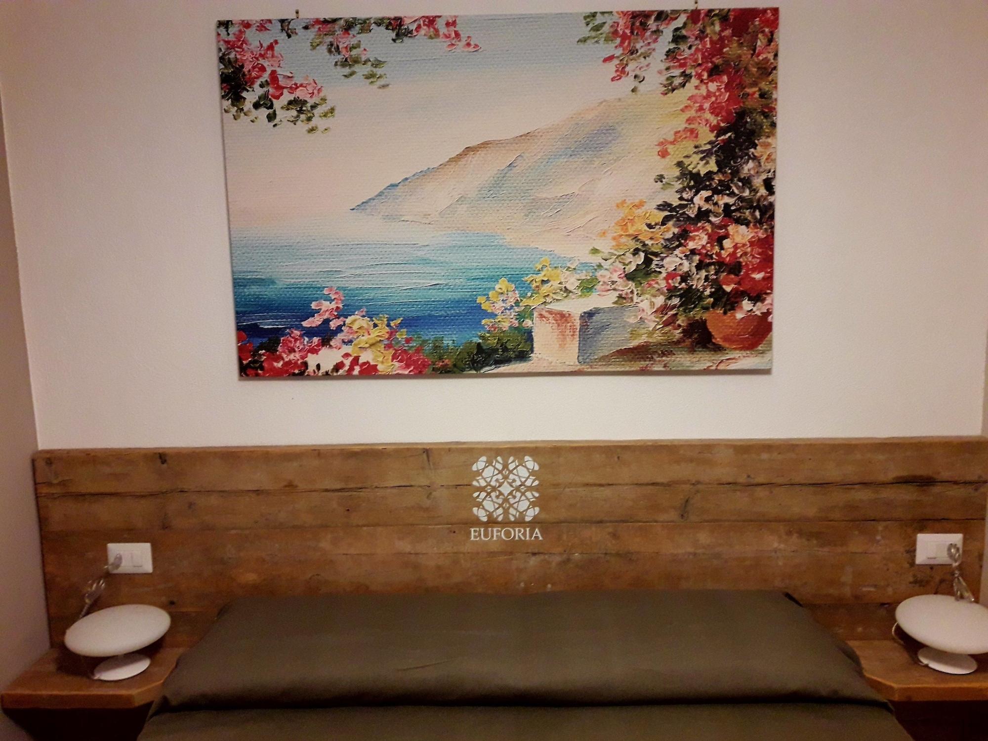 Euforia Napoli - Tre Sedi - Three Locations 1