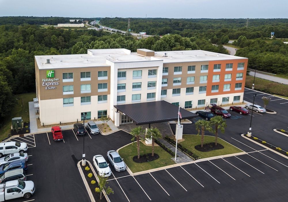 Holiday Inn Express & Suites GREENVILLE S - PIEDMONT by IHG 1