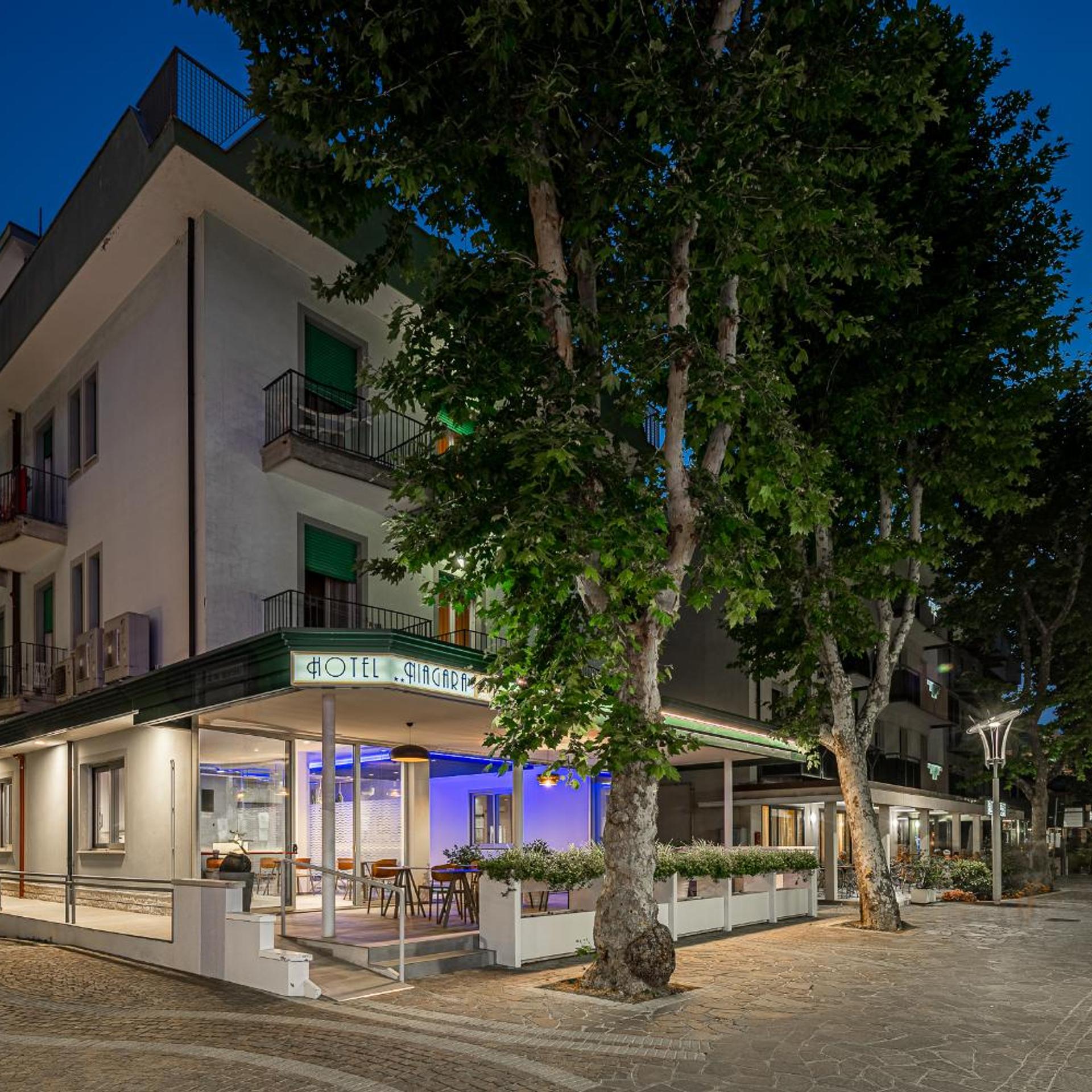 Hotel Niagara 2