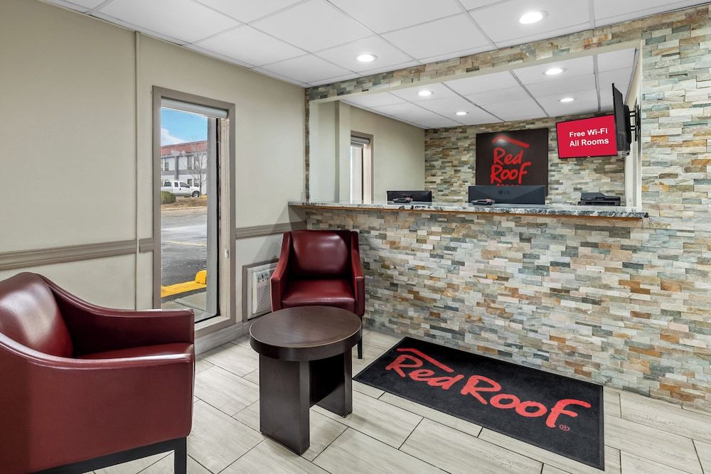 Red Roof Inn Ames 2