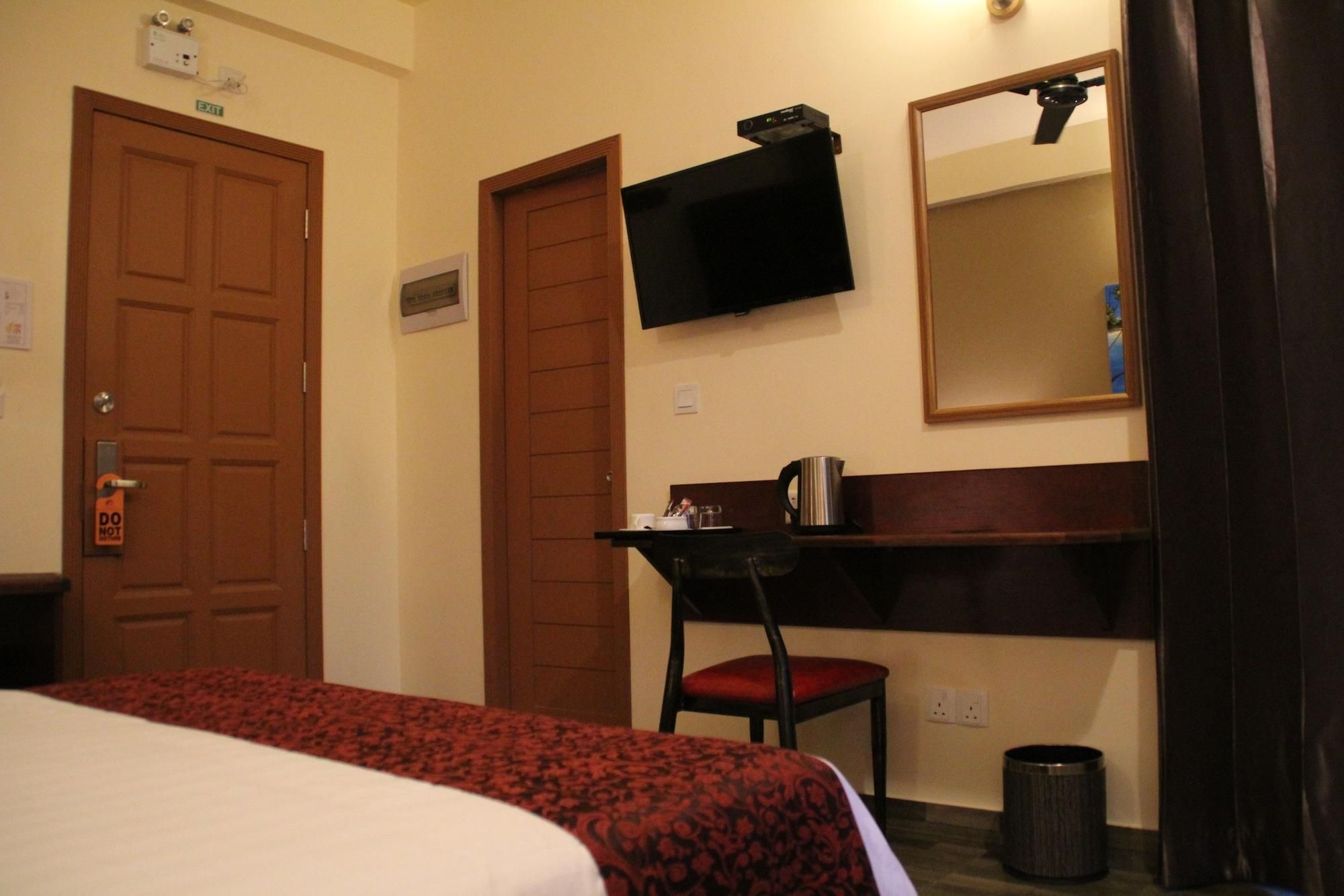 Paguro Beach Inn 1