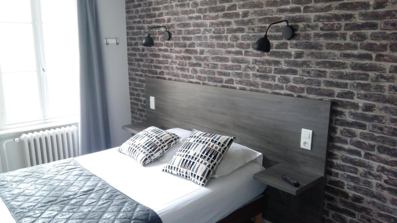 Logis Hotel & Restaurant Le Carnot 1