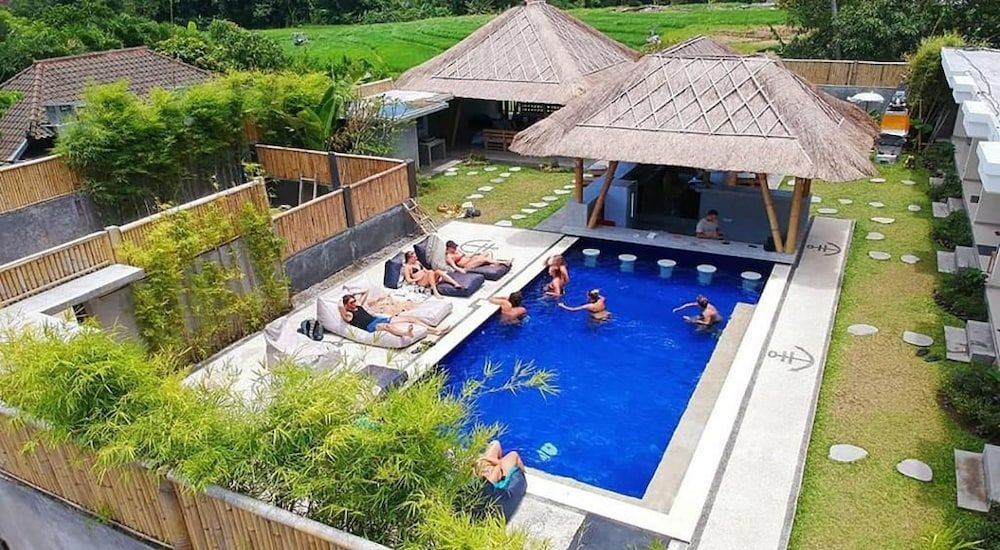 Castaway Hostel 1