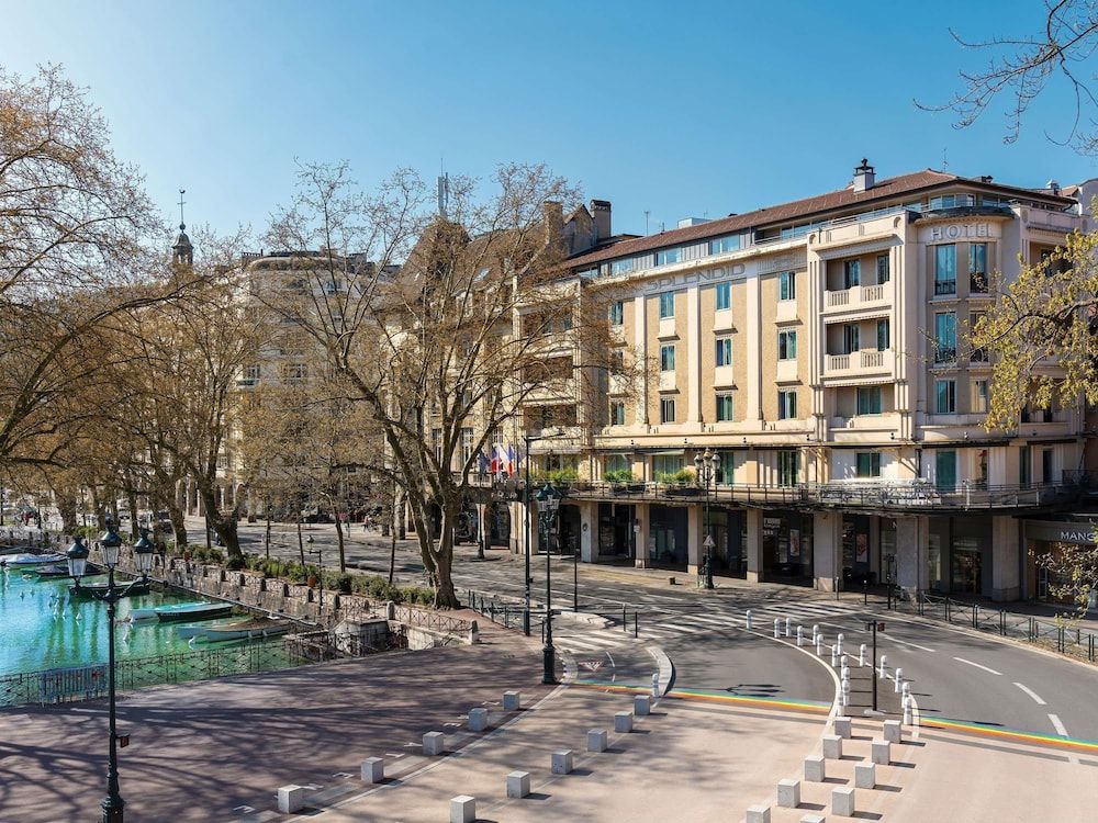 Le Splendid Hotel Lac D'Annecy - Handwritten Collection 1