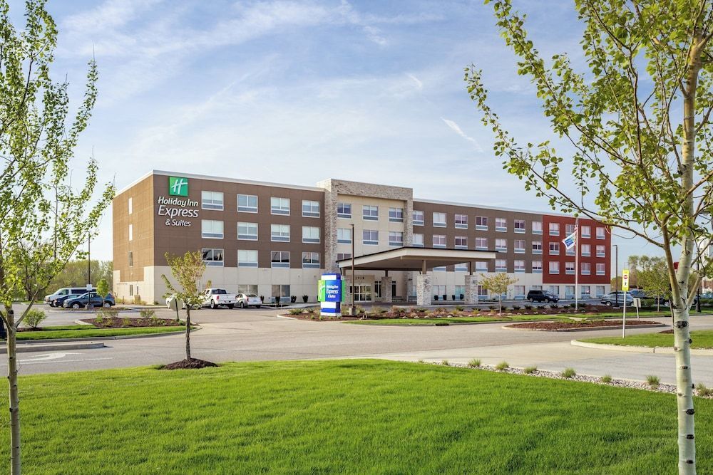 Holiday Inn Express & Suites HAMMOND by IHG 1