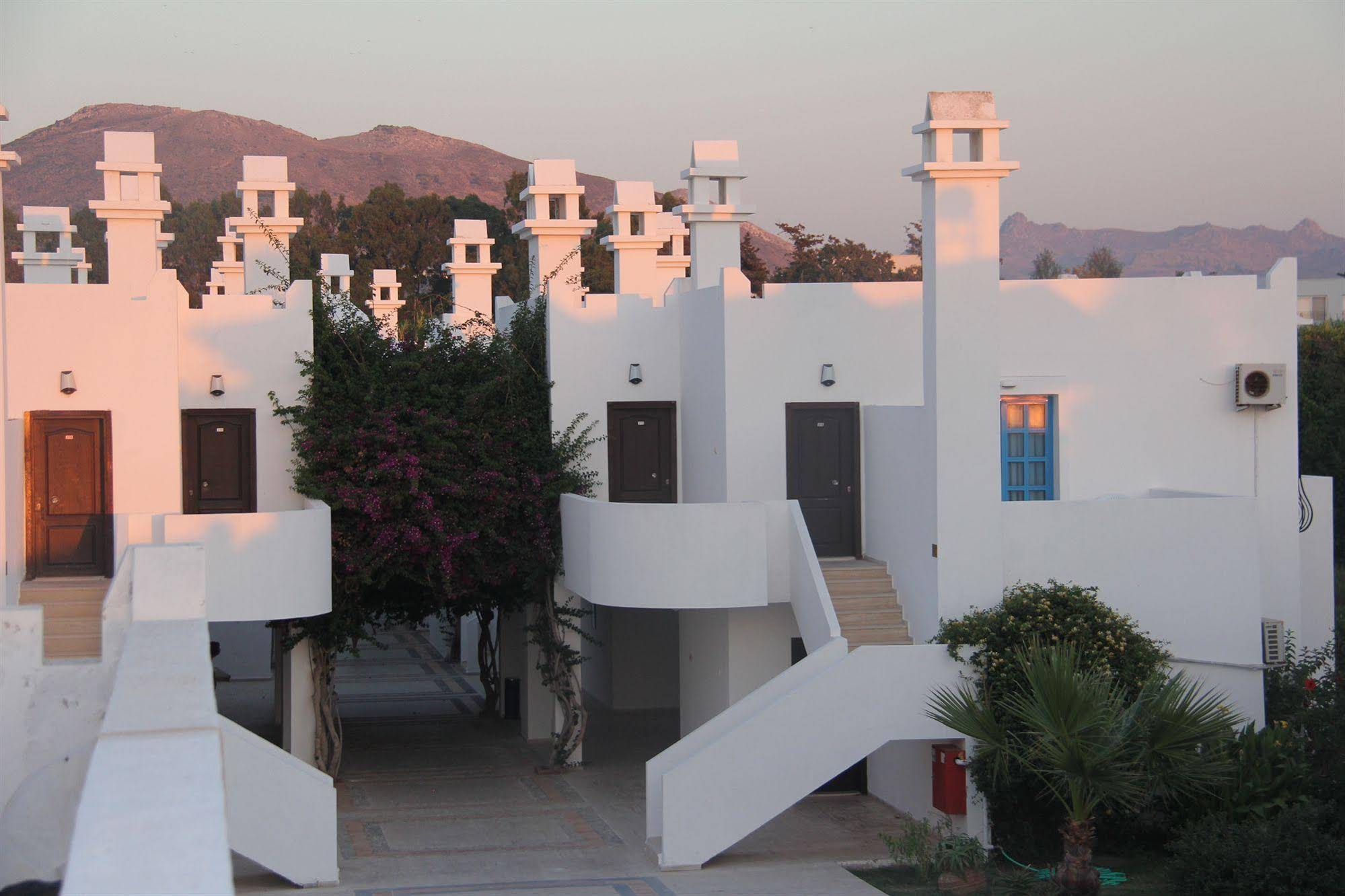 Ladonia Hotels Zemda 1