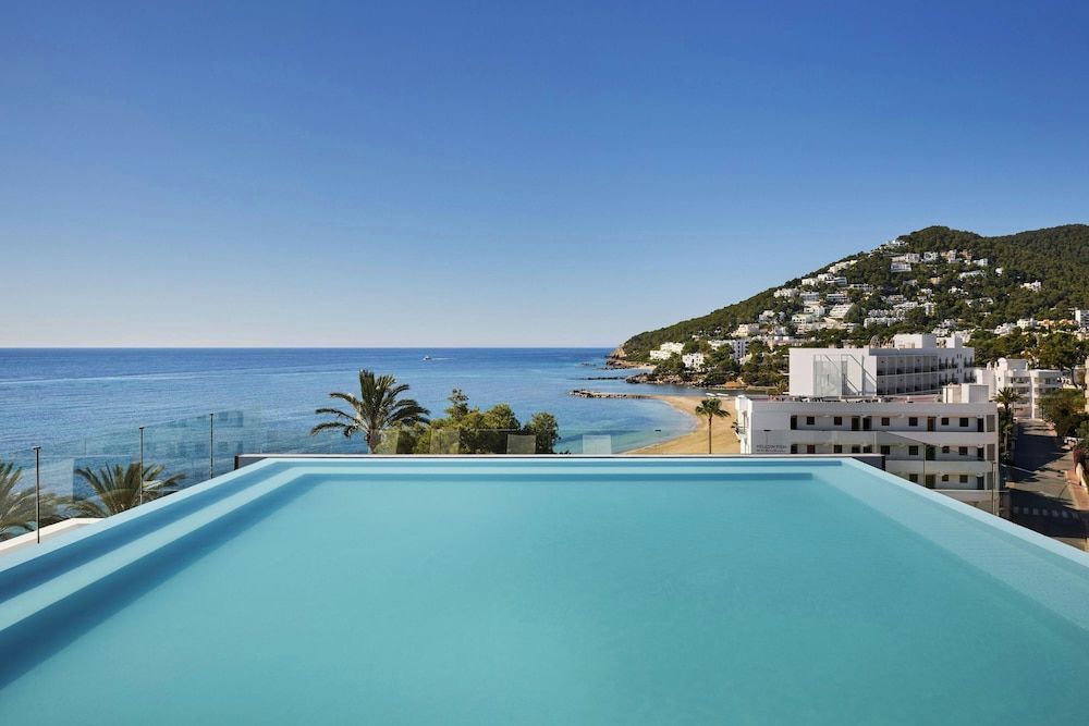 W Ibiza 1
